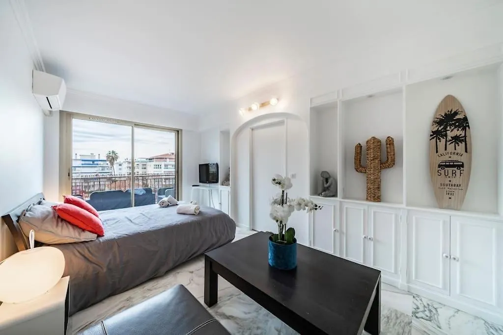 Cannes Superbe Appartement Renove France